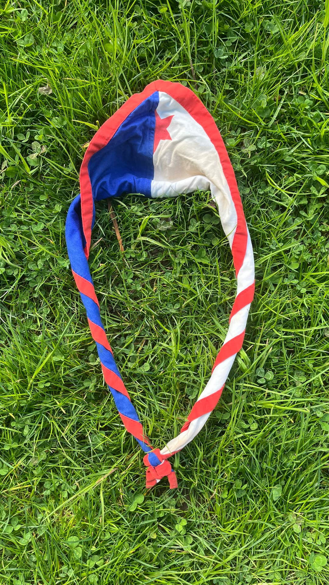 Pfadikrawatte von der Abteilung Pfadi Stärn vo Buebebärg